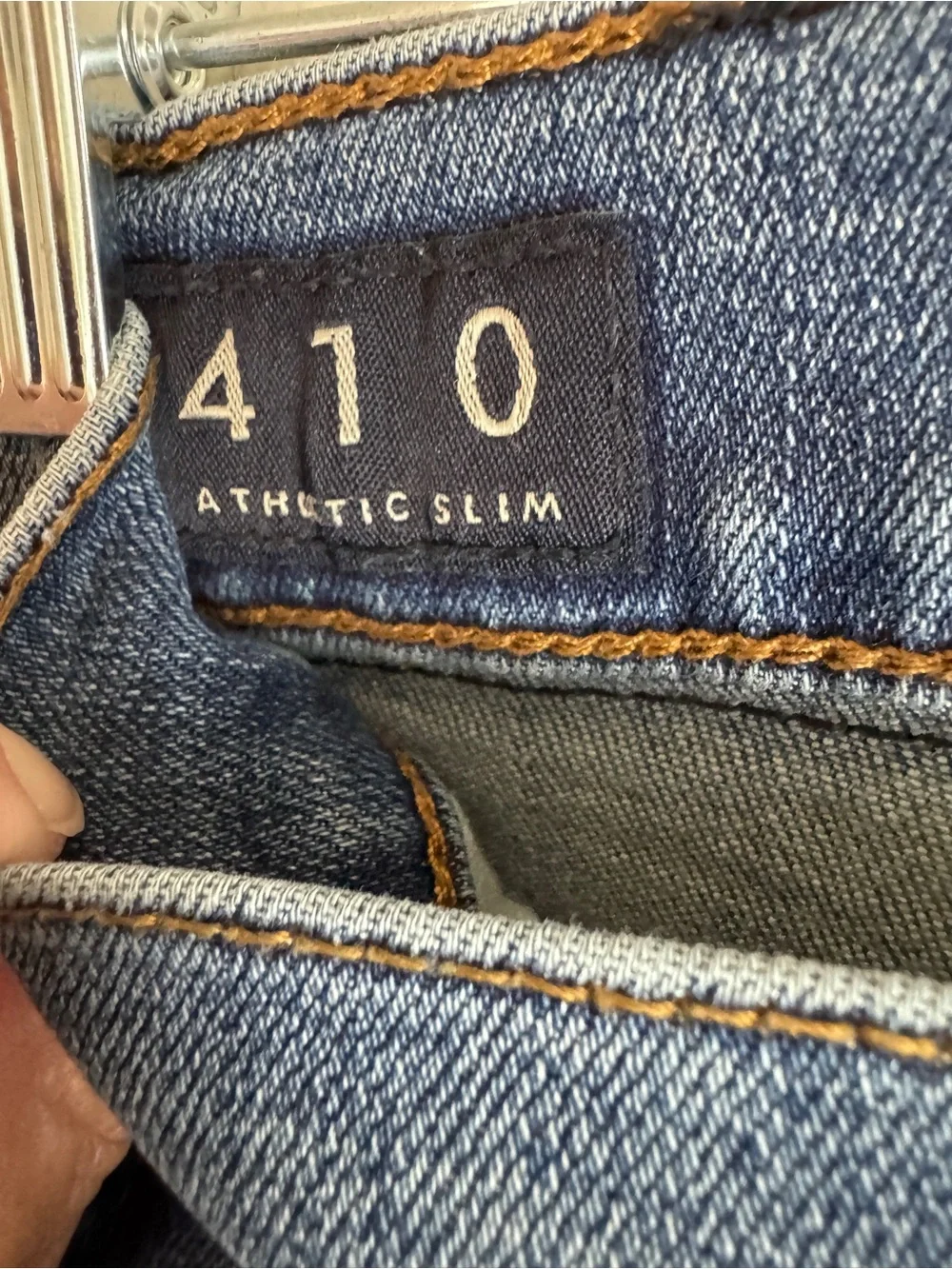 Lucky Brand 410 Athletic Slim Fit Men's Jean - Parivale, 30x32